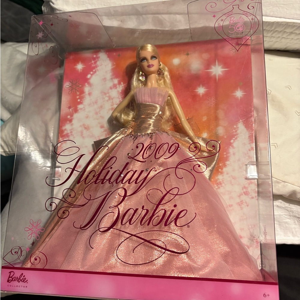 Barbie 2009 Holiday Doll in Pink and Gold Gown